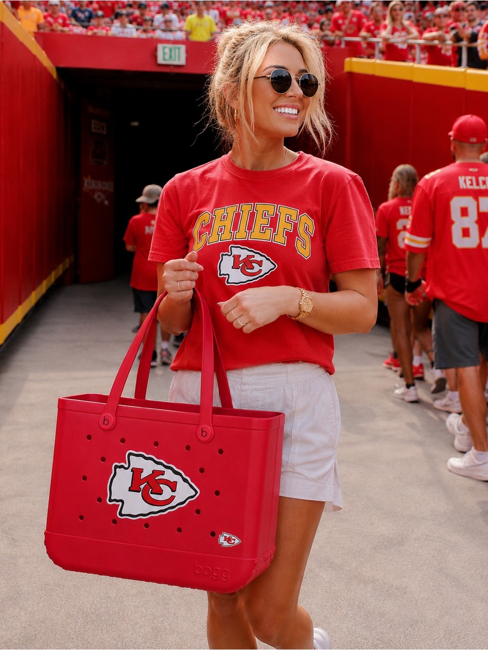 NEW! KC Chiefs NFL LG BOGG Bag with detachable clear purse & pouch - 19x15x9